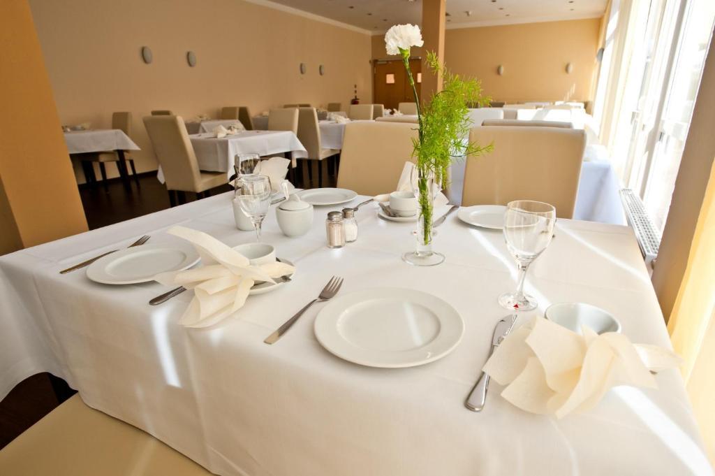 Sensconvent Hotel Michendorf Dış mekan fotoğraf