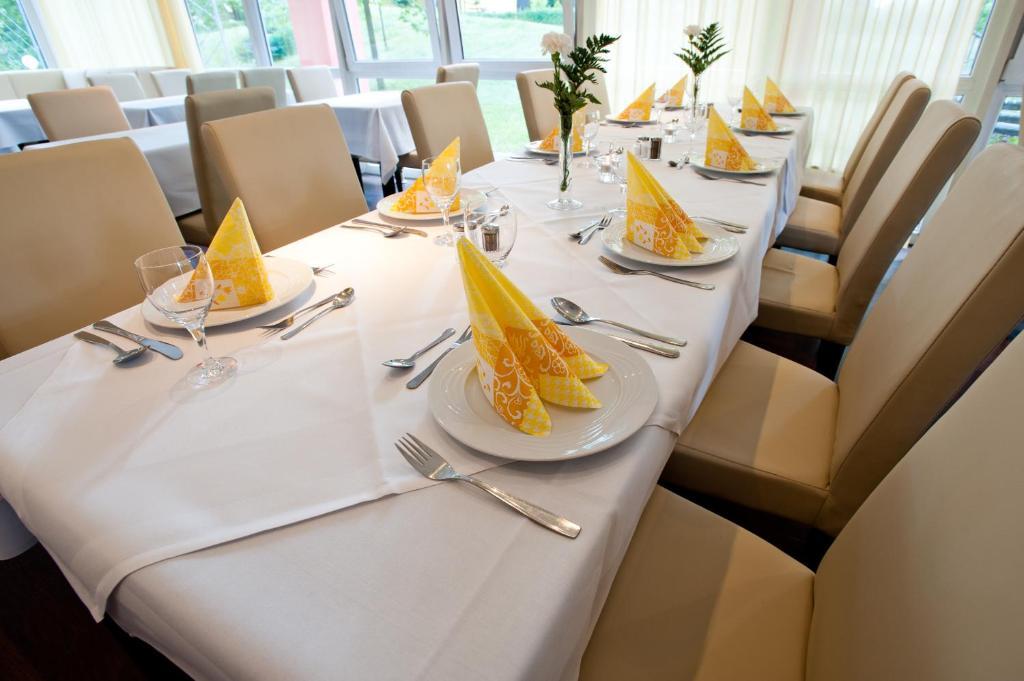 Sensconvent Hotel Michendorf Dış mekan fotoğraf